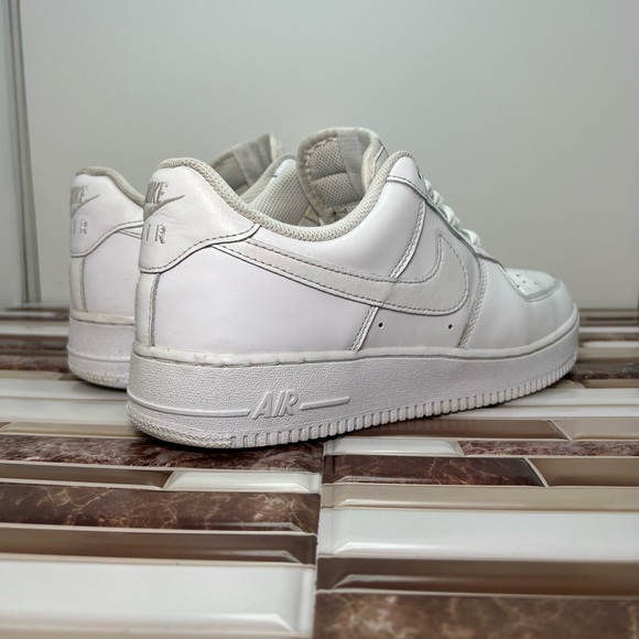 Nike Air Force 1 - Picture 3 of 16